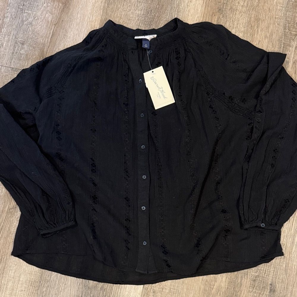 Black Button-Up Women's Top Universal Thread